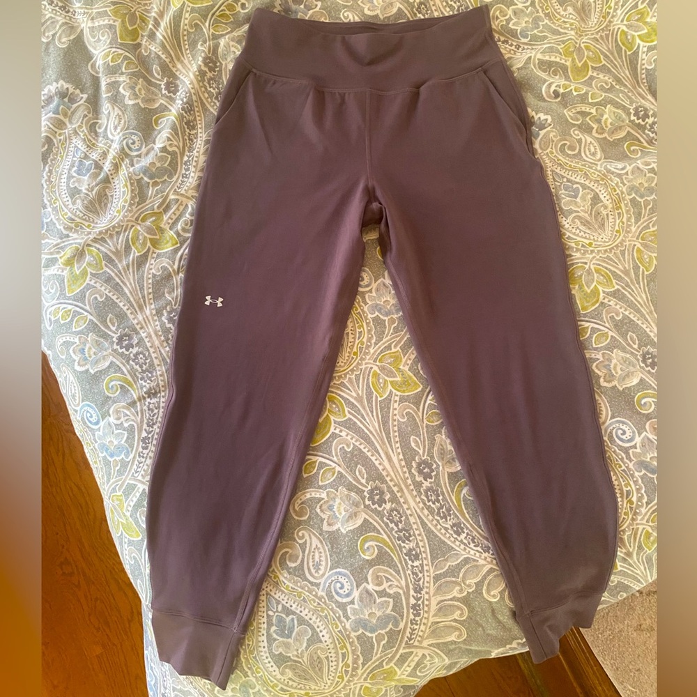 Women’s Under Armour joggers, NWOT